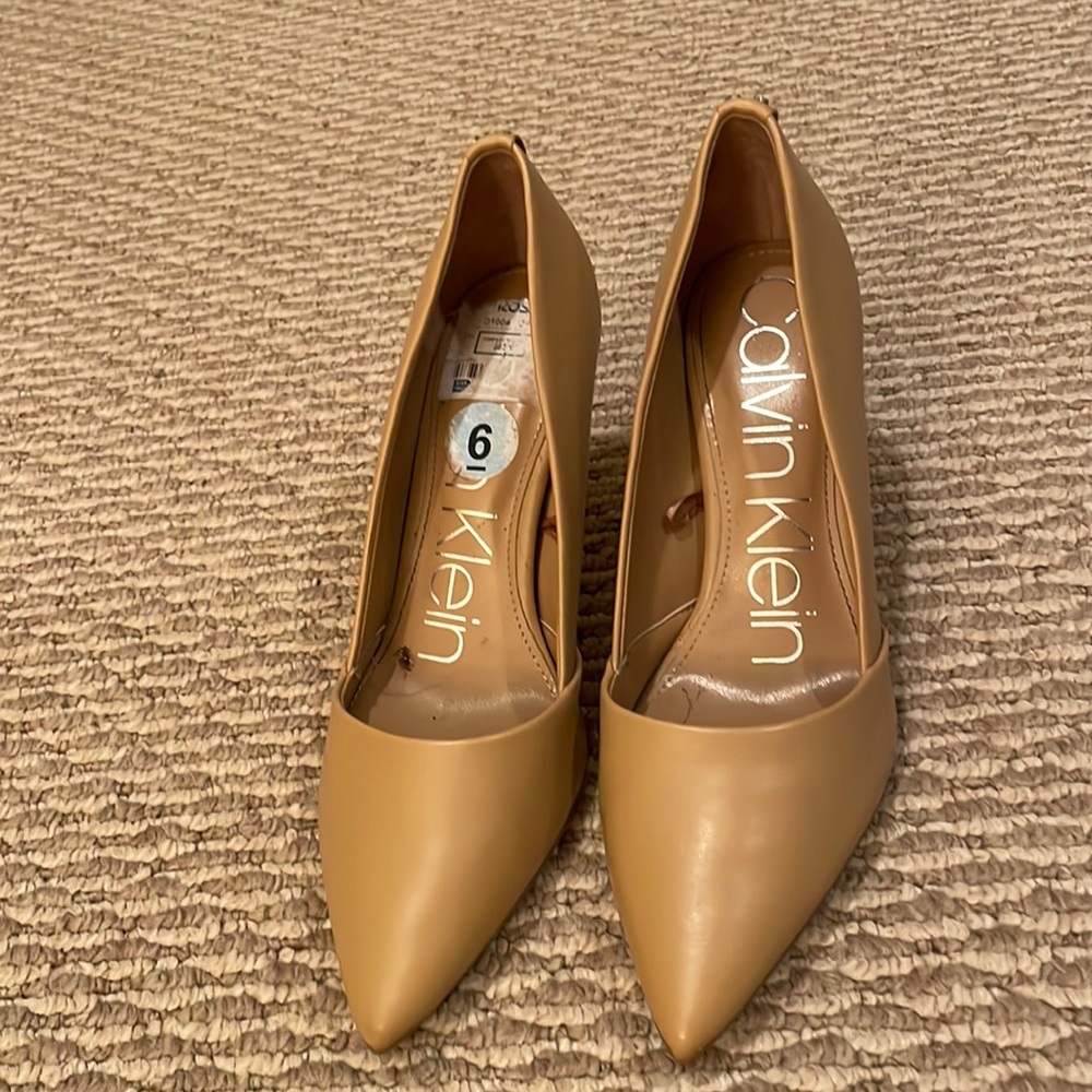 Calvin Klein Heels, Nude, Size 6